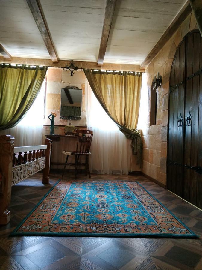 Bed and Breakfast Hye Aspet Հայ Ասպետ Gyumri Exterior foto
