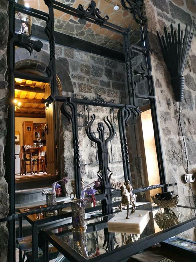 Bed and Breakfast Hye Aspet Հայ Ասպետ Gyumri Exterior foto